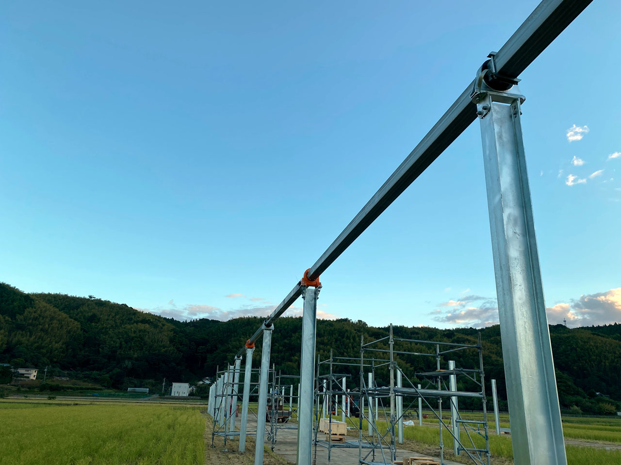 出光徳島営農型太陽光発電所設置工事